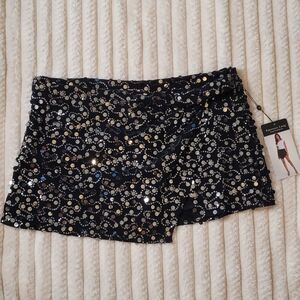Emerson Lang Black and Silver Sequin Skort Skirt Size Small NWT Women's Party